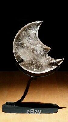 Un Sculpté À La Main En Cristal De Quartz Translucide Abstraite De Lune Avec Affichage Stand Piece